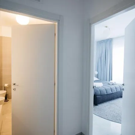 公寓 Art By Holidays 陶尔米纳